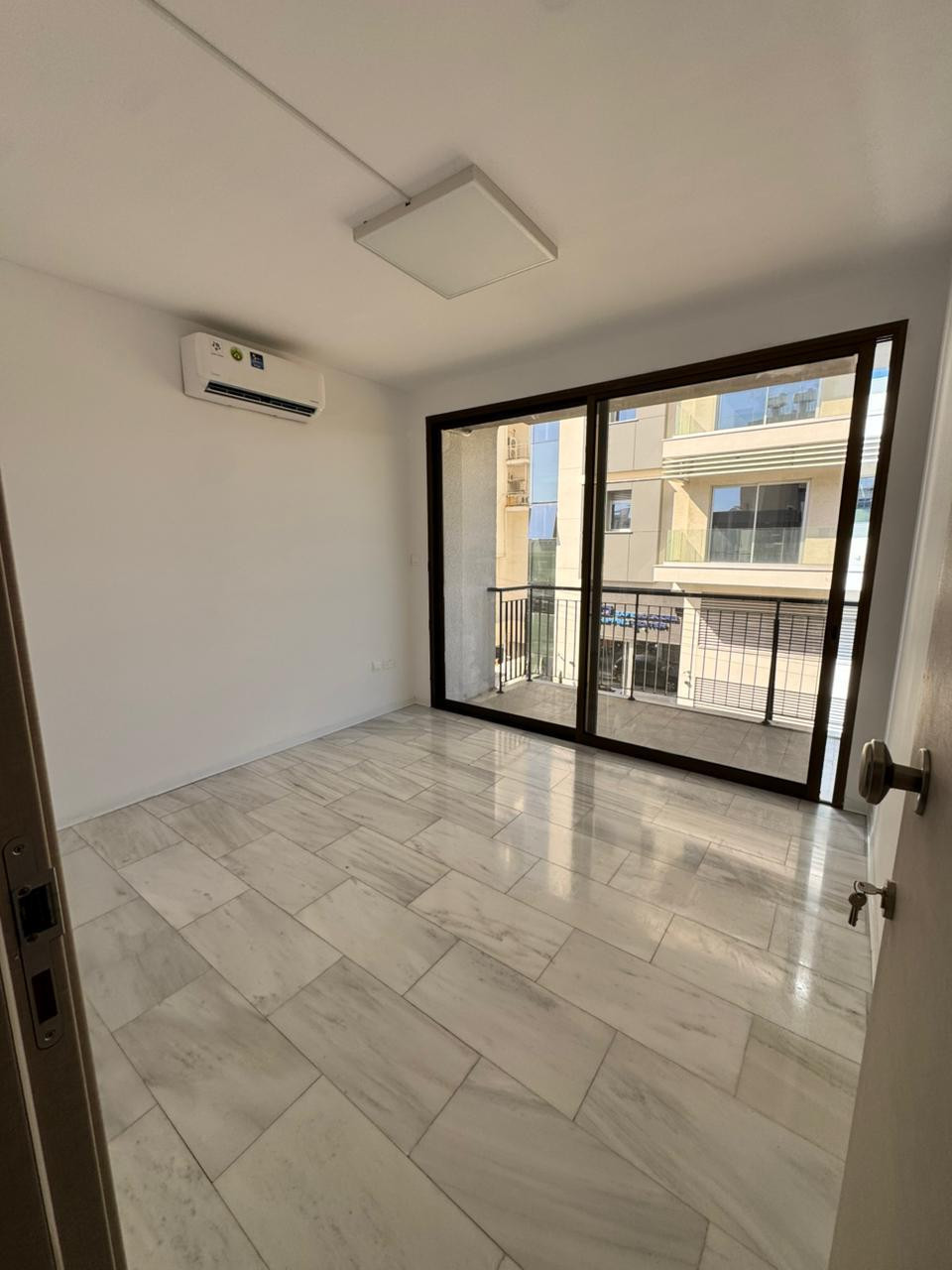 Офис Agia Zoni, Кипр, 250 м² - фото 12
