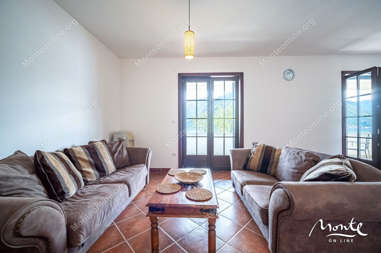 Апартаменты в Костанице, Черногория, 94 м² - фото 3