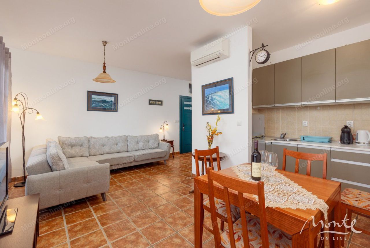 Апартаменты в Костанице, Черногория, 84 м² - фото 4