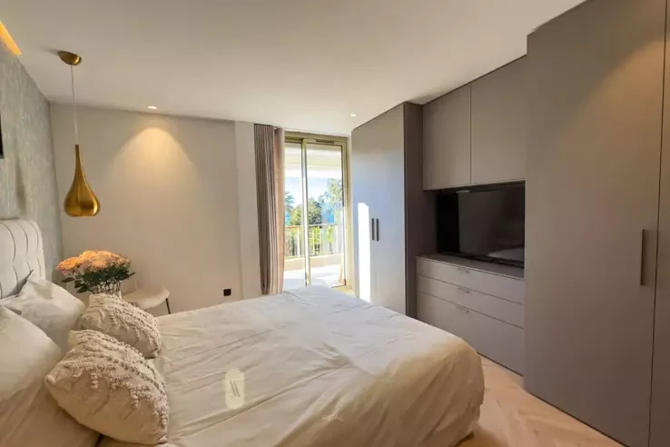 Квартира в Каннах, Франция, 85 м² - фото 2