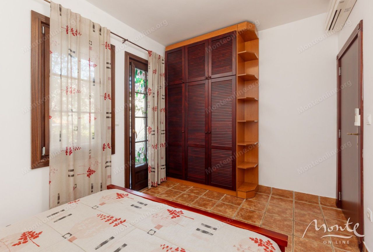 Апартаменты в Костанице, Черногория, 84 м² - фото 10