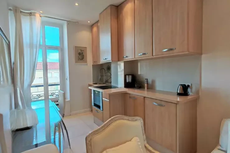 Квартира в Каннах, Франция, 51 м² - фото 2