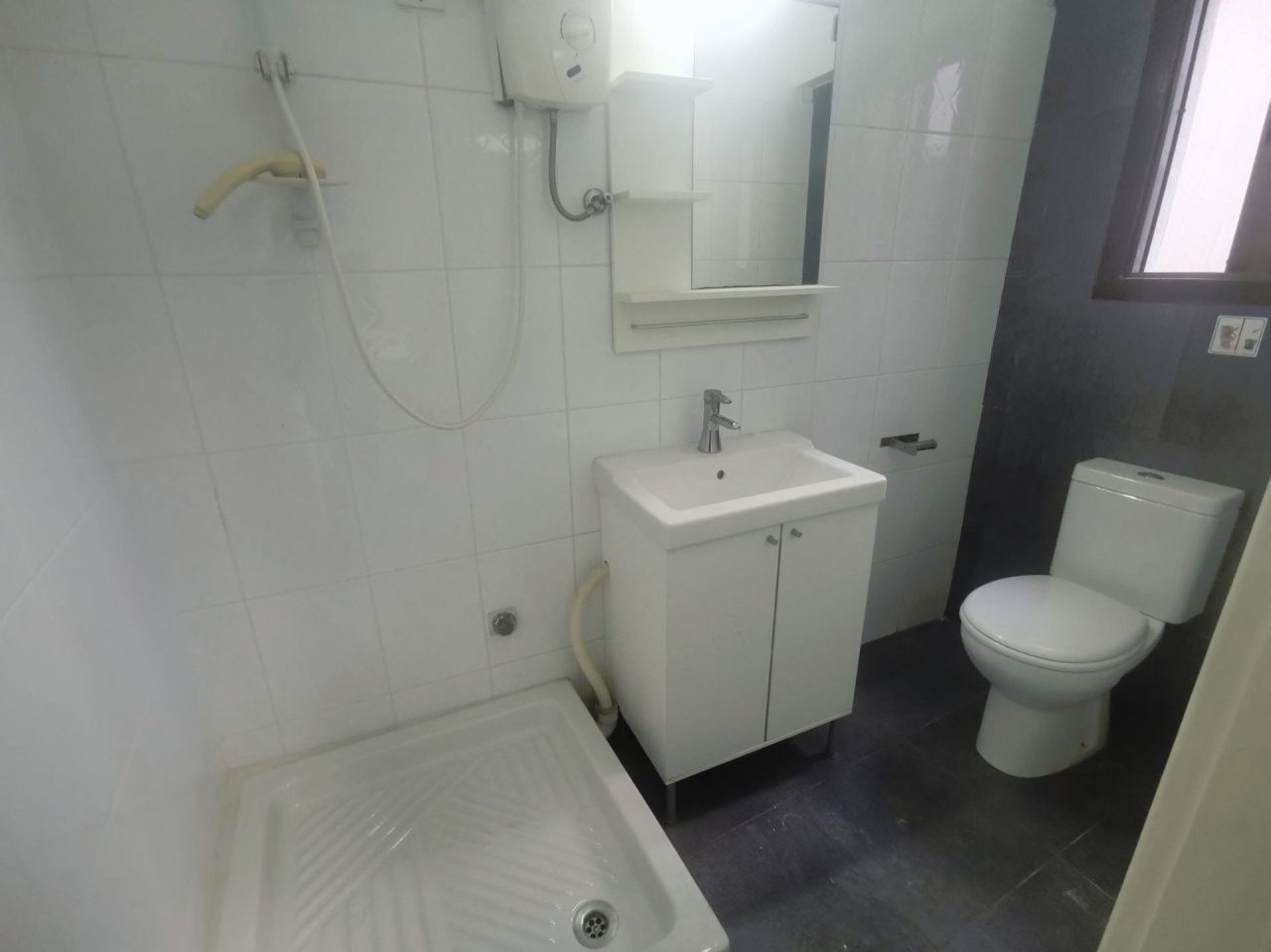 Офис Agia Zoni, Кипр, 140 м² - фото 13