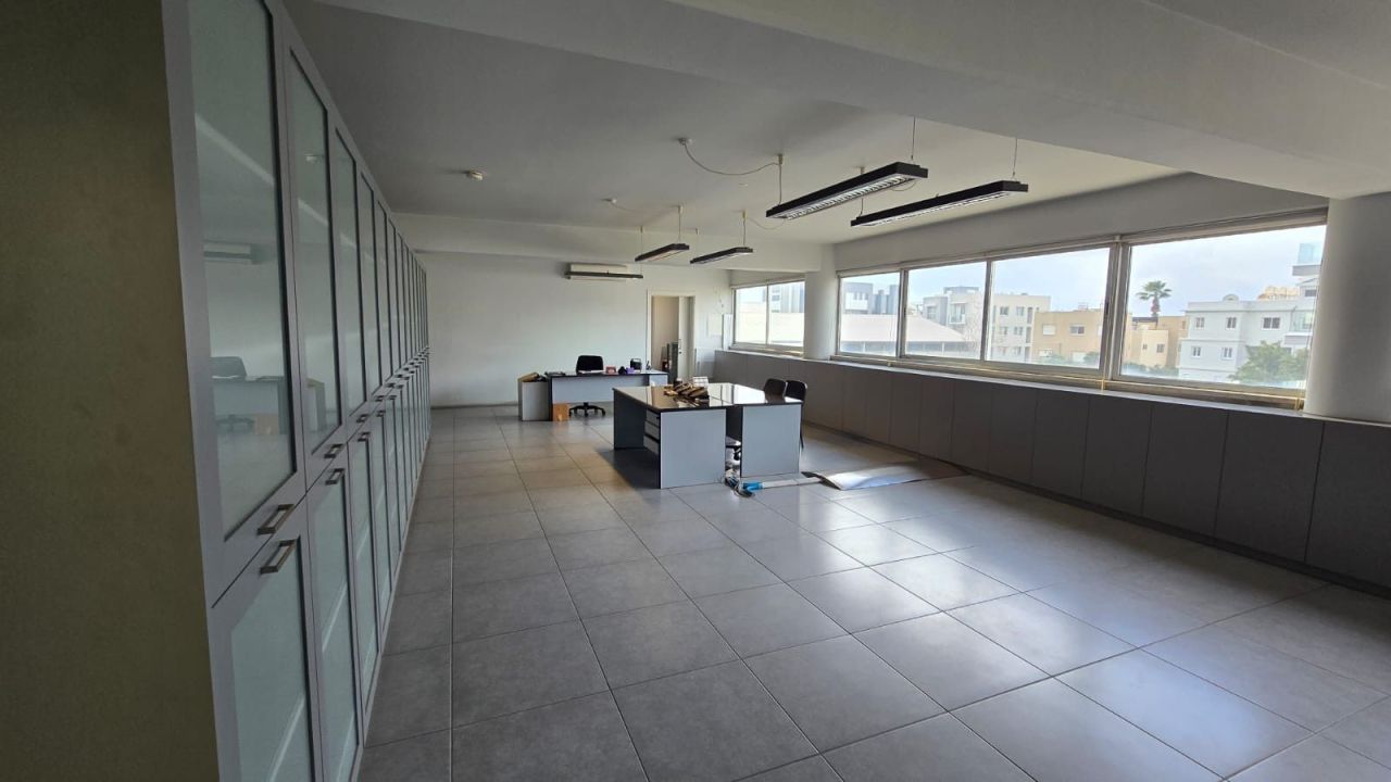 Офис Tsiflikoudia, Кипр, 500 м² - фото 13