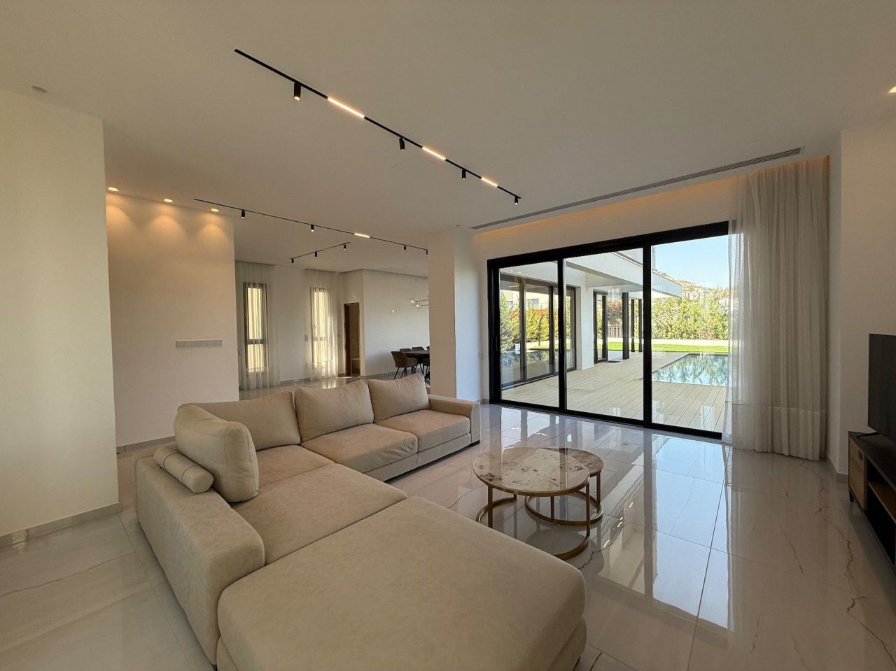 Дом в Агиос Тихоне, Кипр, 400 м² - фото 16