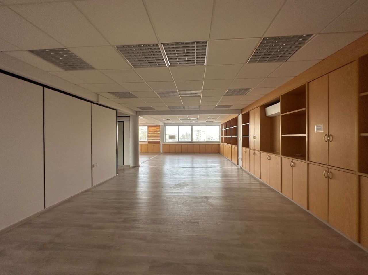 Офис Agios Nicolaos, Кипр, 200 м² - фото 16
