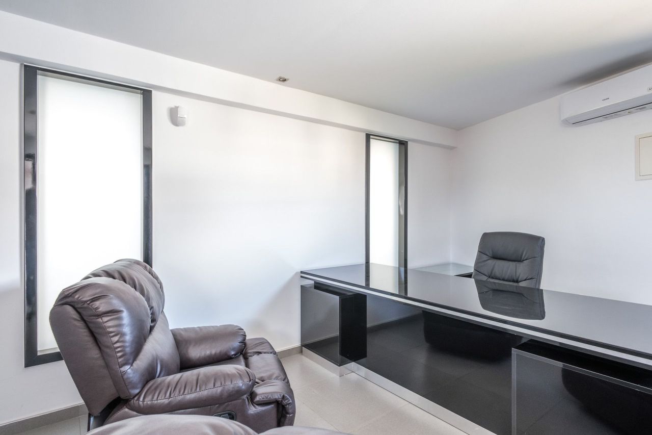 Офис в Агиос Теодоросе, Кипр, 600 м² - фото 16