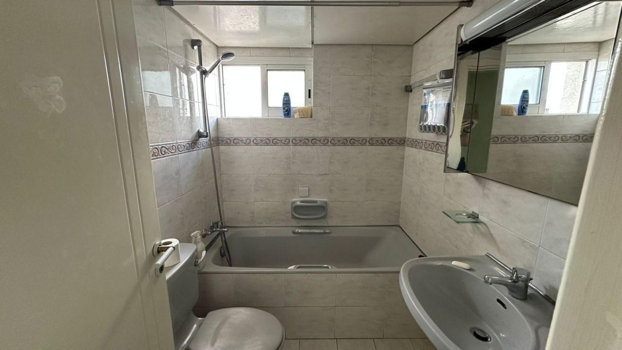 Апартаменты в Айия-Триасе, Кипр, 130 м² - фото 13
