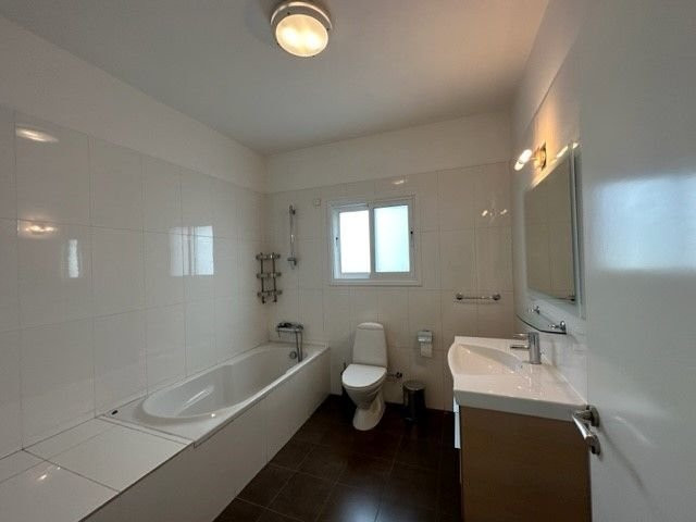 Офис Agios Nicolaos, Кипр, 180 м² - фото 16