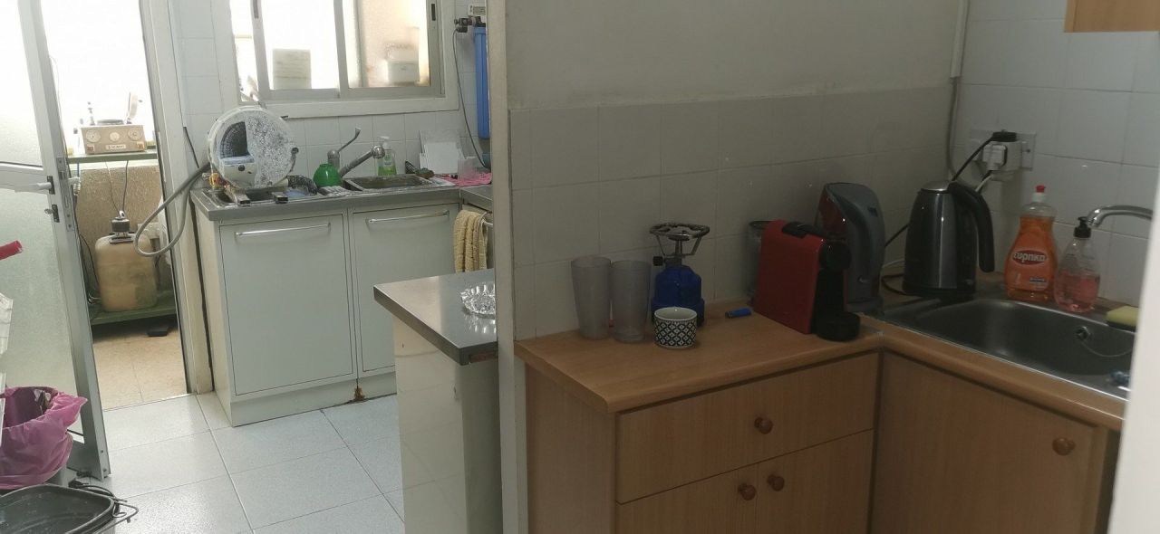 Офис Agia Zoni, Кипр, 90 м² - фото 14
