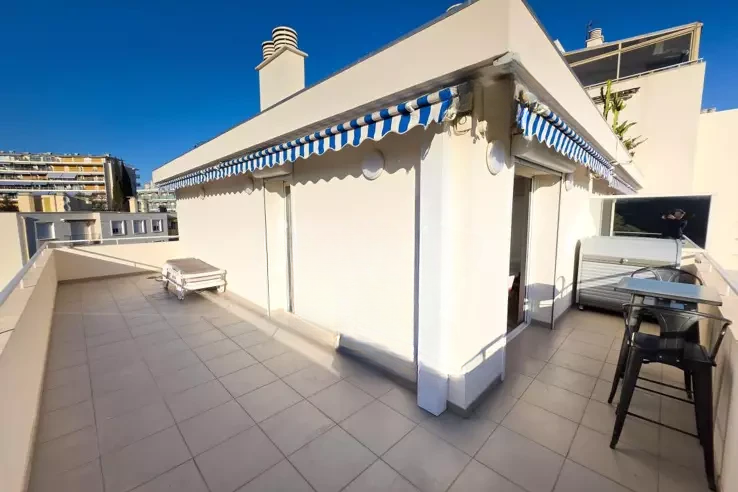 Квартира в Каннах, Франция, 30 м² - фото 3