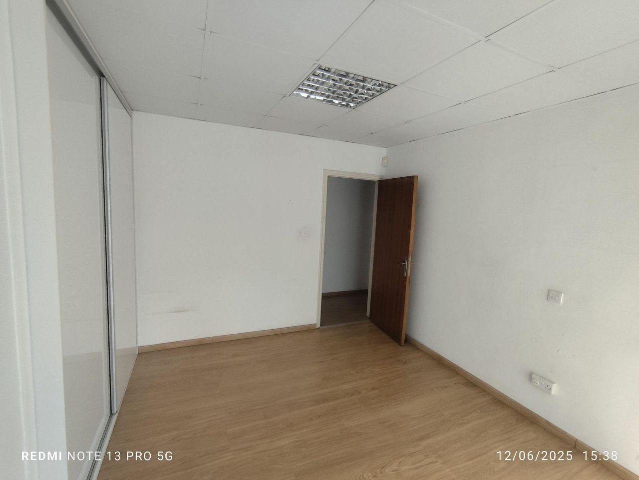 Офис Neapoli, Кипр, 220 м² - фото 14