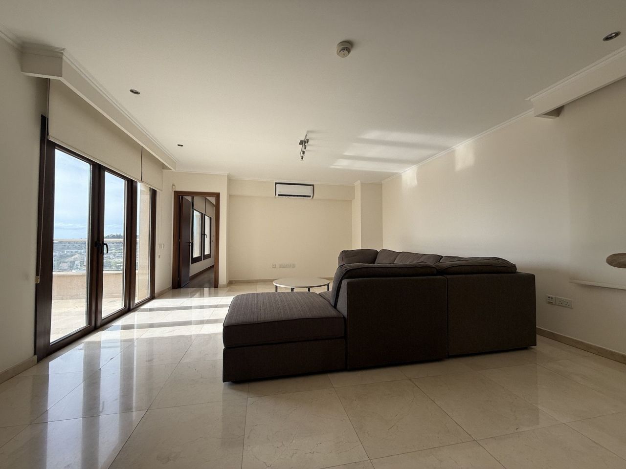 Дом в Агиос Тихоне, Кипр, 550 м² - фото 17