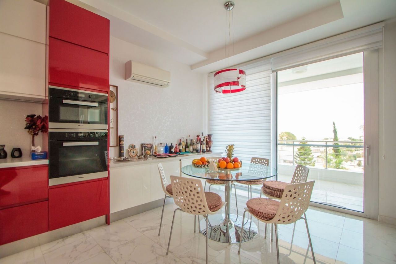 Дом в Агиос Тихоне, Кипр, 440 м² - фото 17