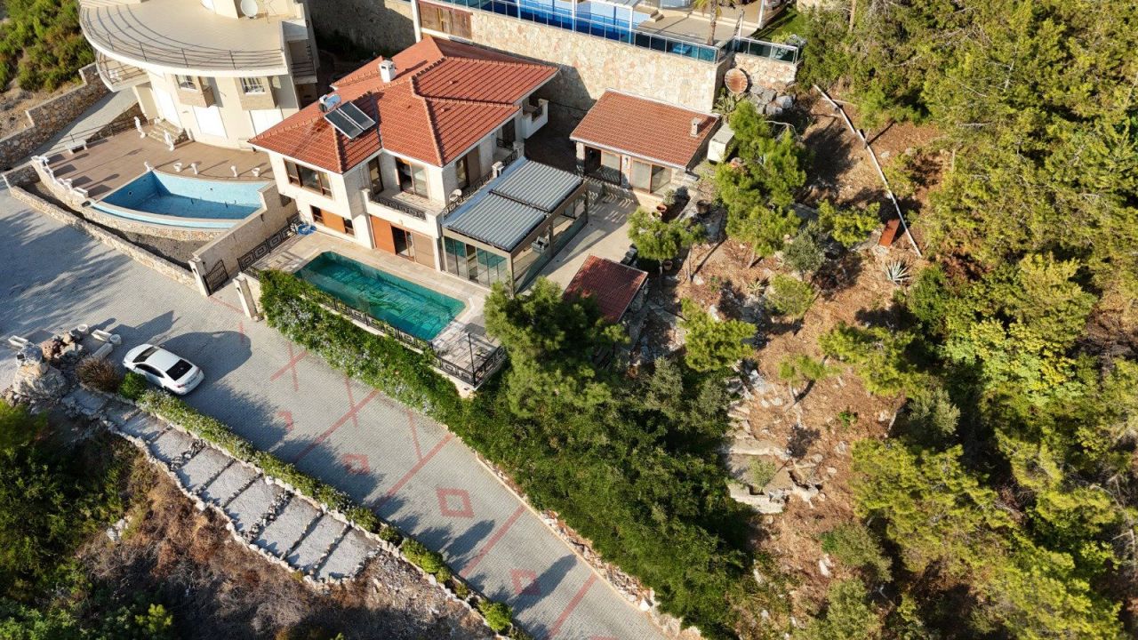Вилла в Алании, Турция, 270 м² - фото 2