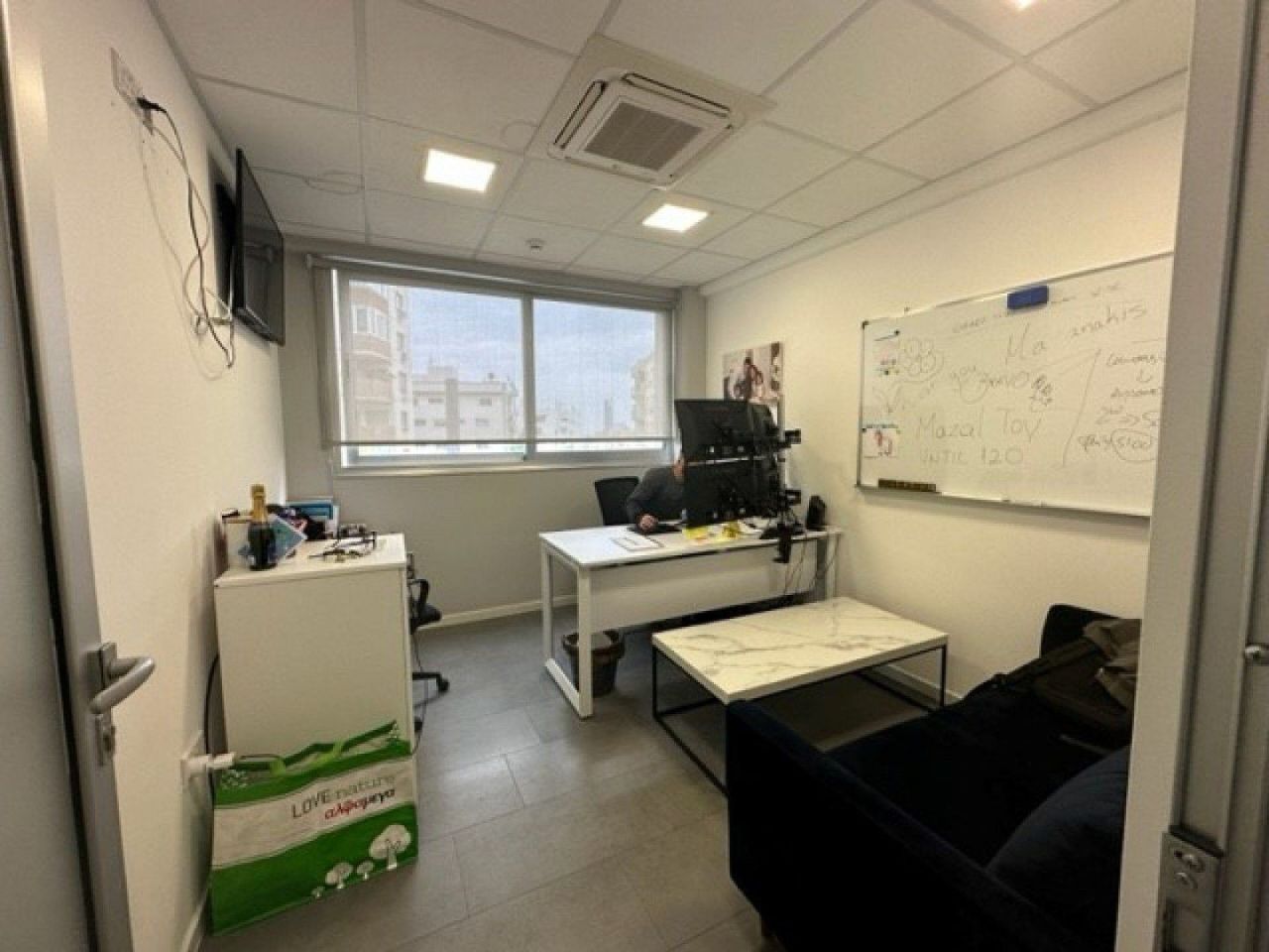 Офис в Меса-Йитонии, Кипр, 500 м² - фото 17