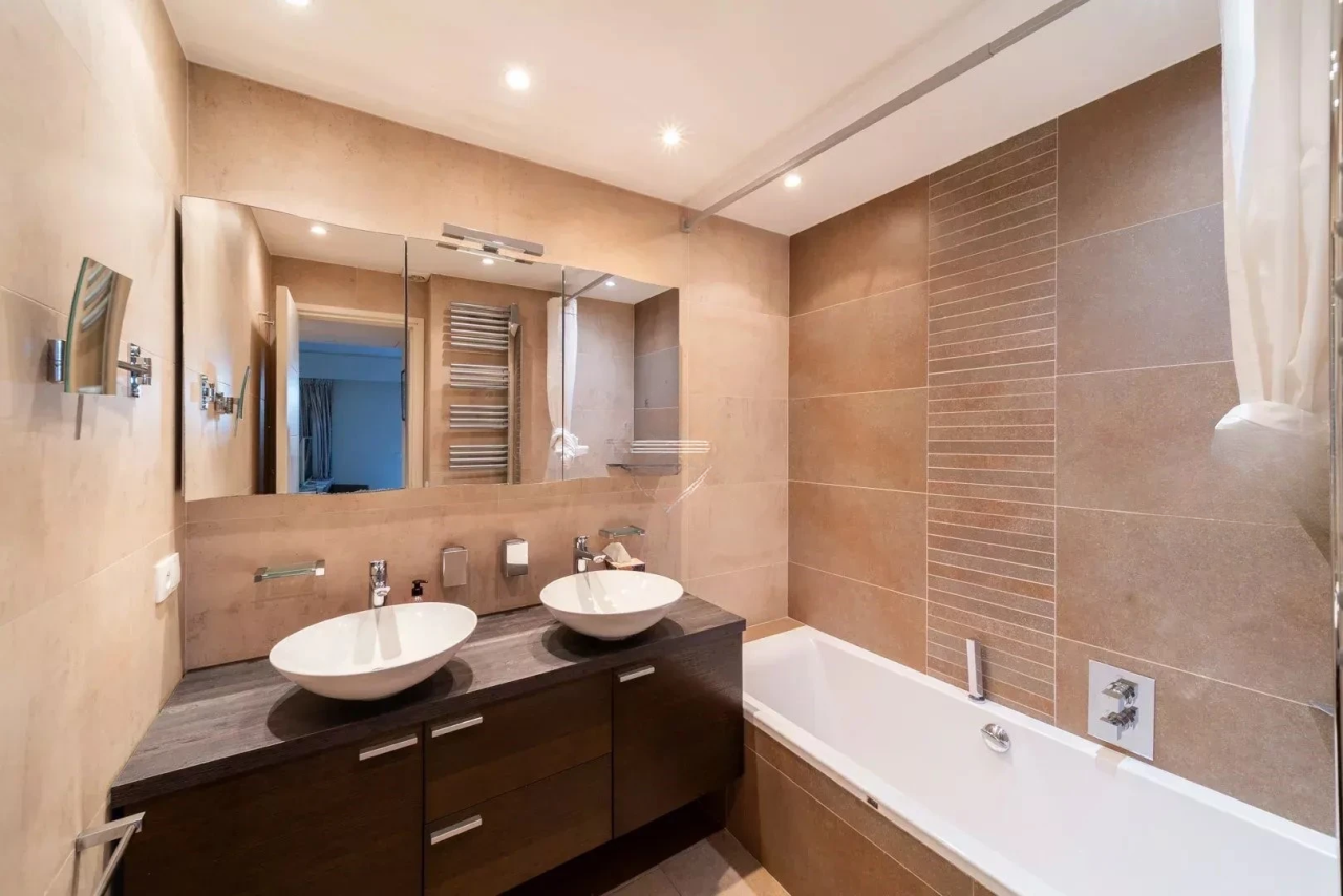 Квартира в Каннах, Франция, 95 м² - фото 12