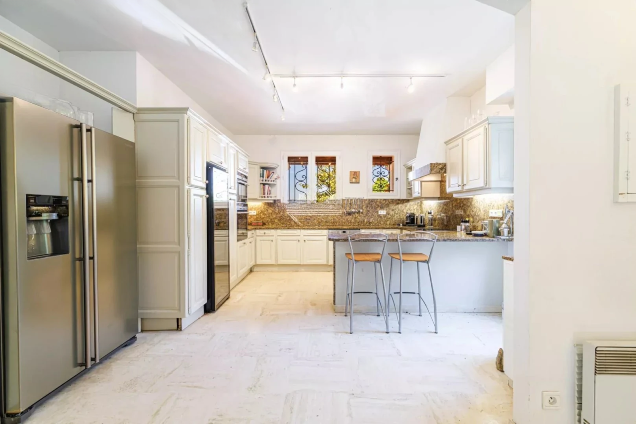Квартира в Каннах, Франция, 280 м² - фото 12