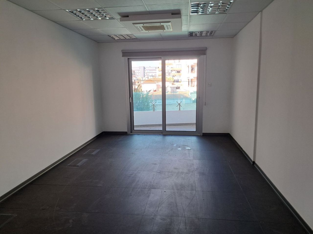 Офис Katholiki, Кипр, 1 584 м² - фото 18