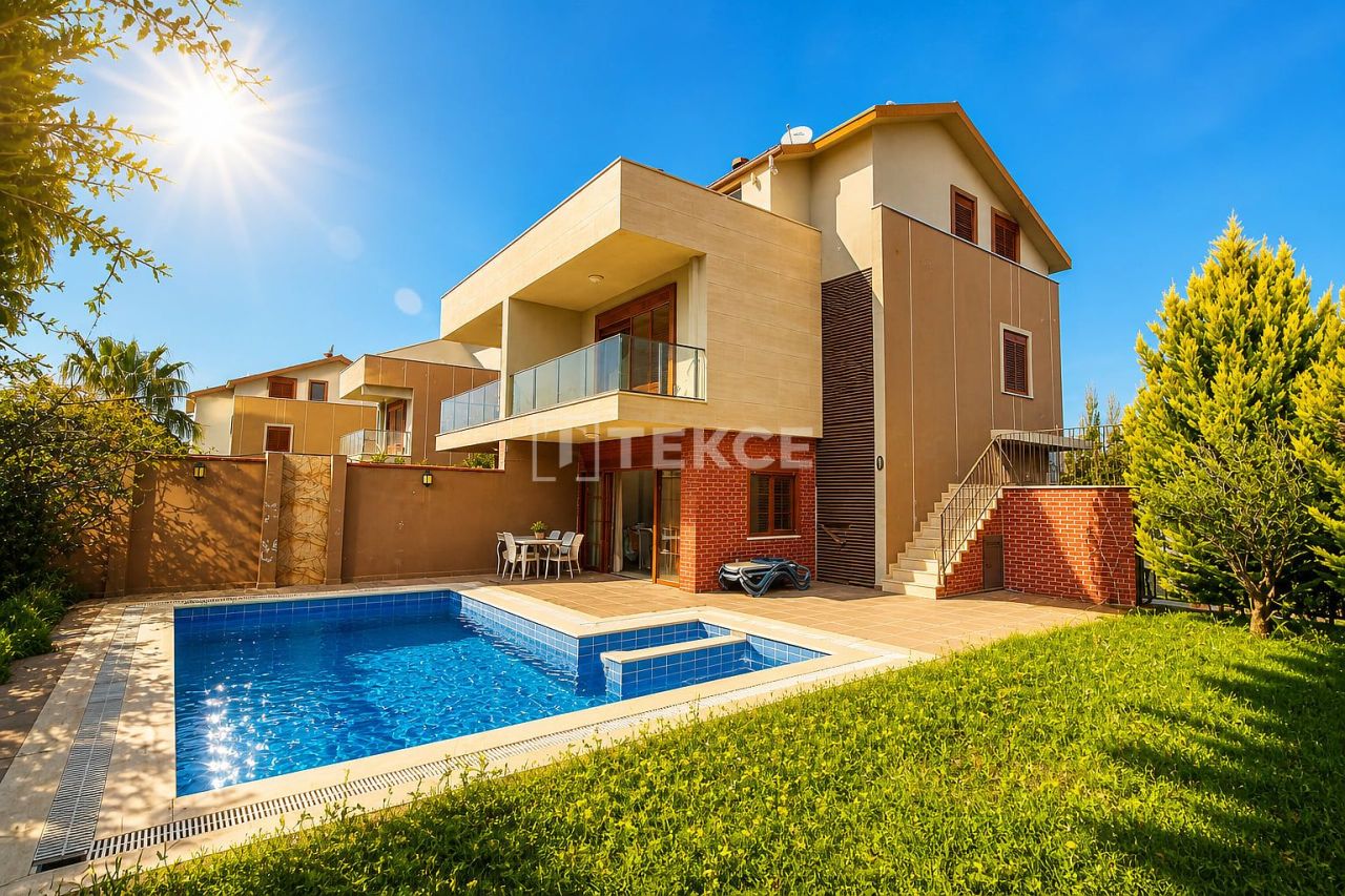 Вилла в Белеке, Турция, 240 м² - фото 1