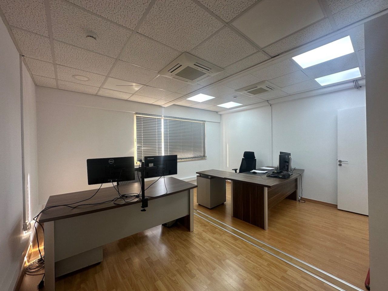 Офис Agios Nicolaos, Кипр, 230 м² - фото 19