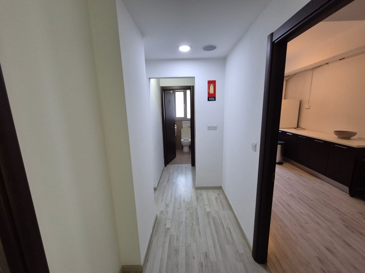 Офис Agia Filaxi, Кипр, 230 м² - фото 19