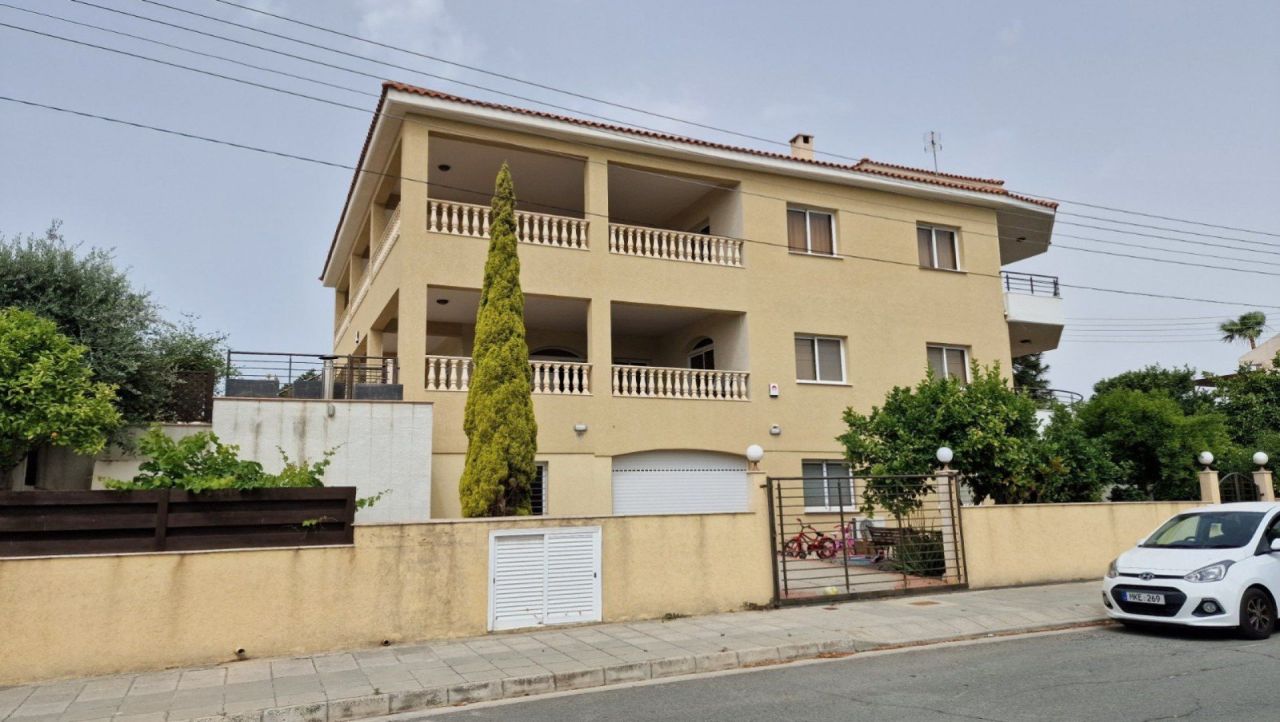 Дом в Колосси, Кипр, 940 м² - фото 17