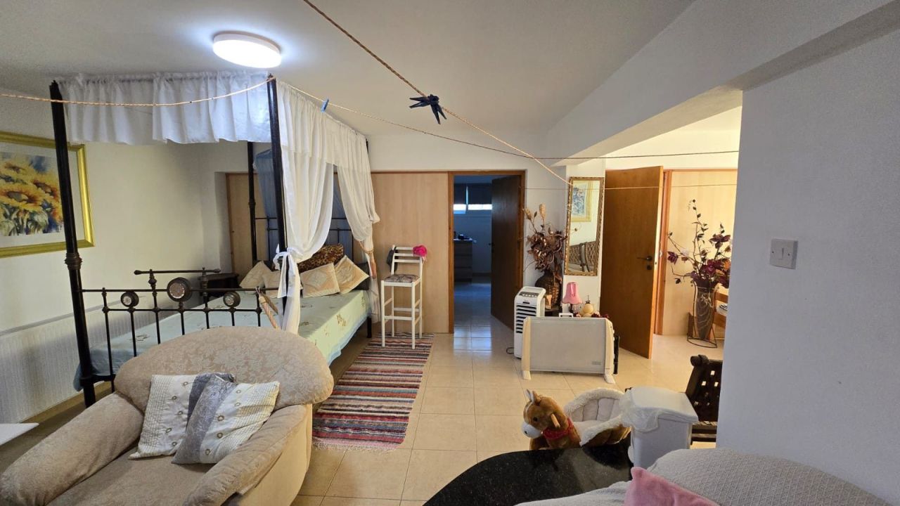 Дом в Лофу, Кипр, 360 м² - фото 17