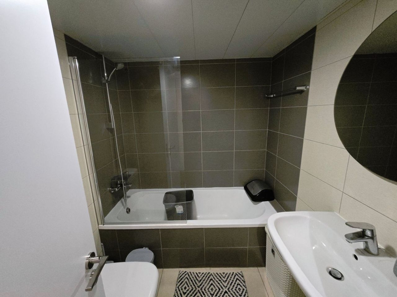 Апартаменты в Айия-Триасе, Кипр, 90 м² - фото 17
