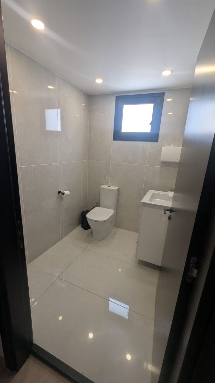 Офис в Агиос Георгиосе, Кипр, 130 м² - фото 17
