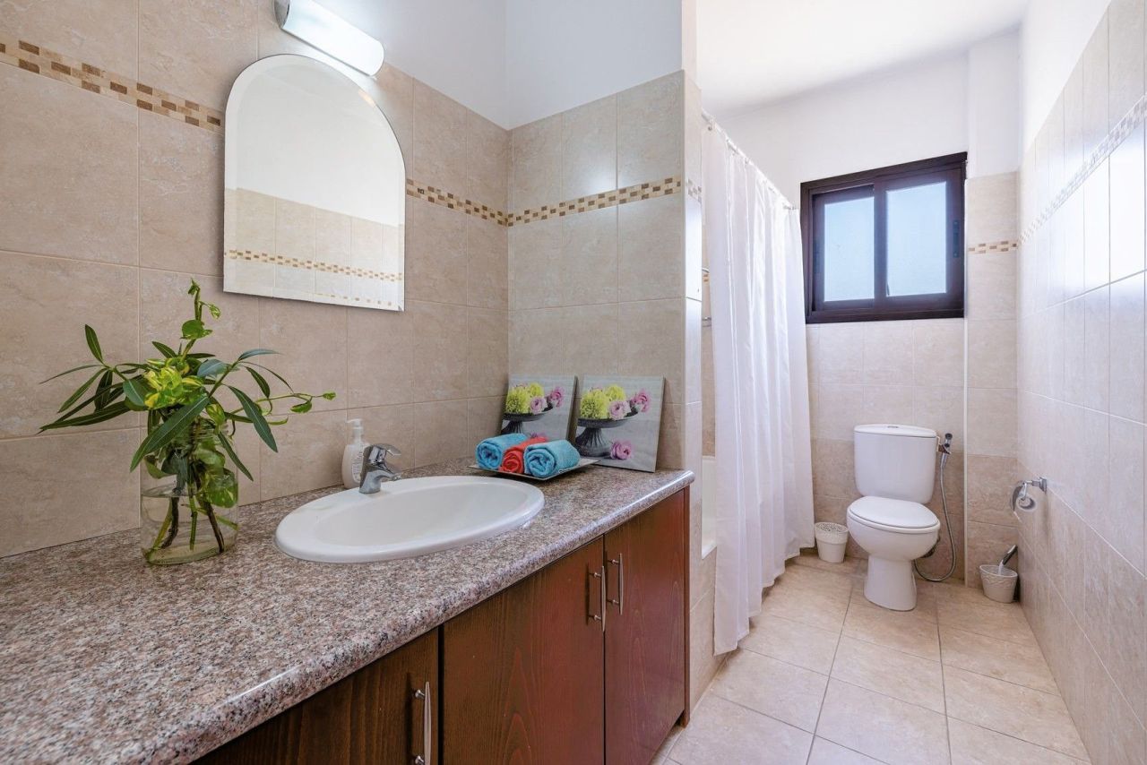 Апартаменты Agia Filaxi, Кипр, 100 м² - фото 18