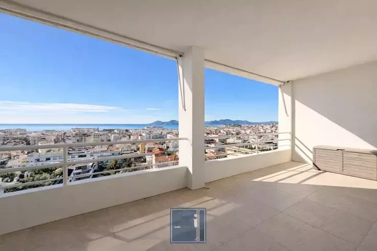 Квартира в Каннах, Франция, 77 м² - фото 1