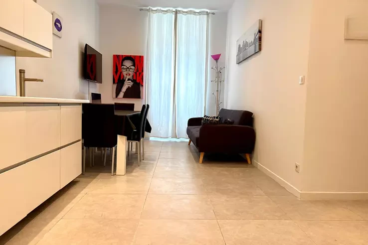 Квартира в Каннах, Франция, 92 м² - фото 1