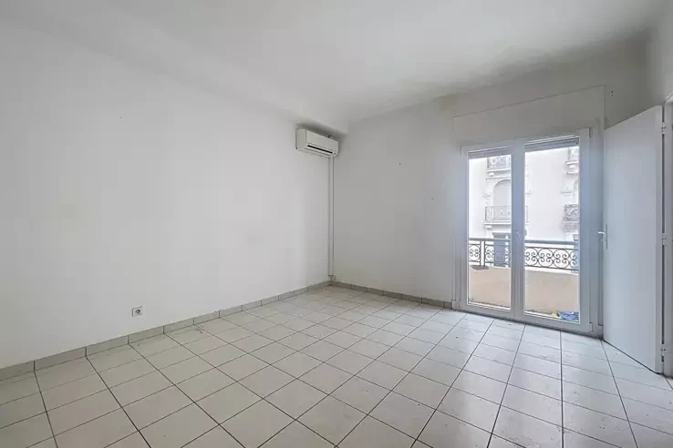 Квартира в Каннах, Франция, 32 м² - фото 2
