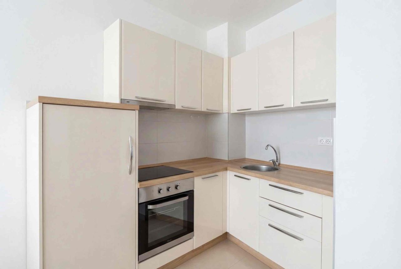 Квартира в Будве, Черногория, 47 м² - фото 4