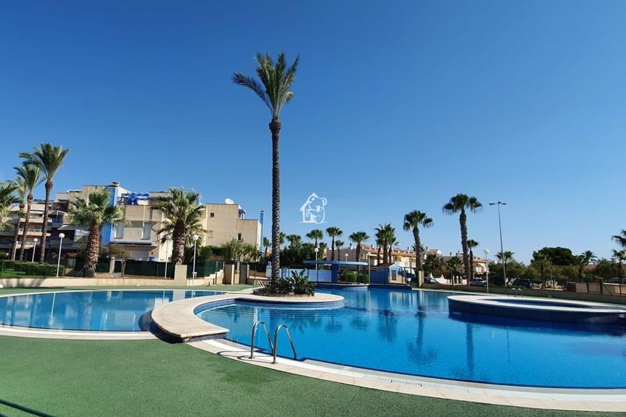 Апартаменты в Кабо Роч, Испания, 85 м² - фото 1