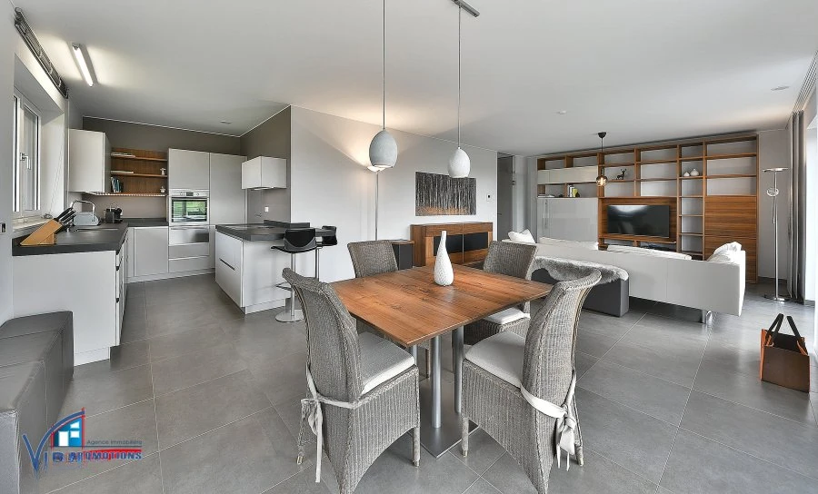 Квартира в Люксембурге, Люксембург, 120 м² - фото 1
