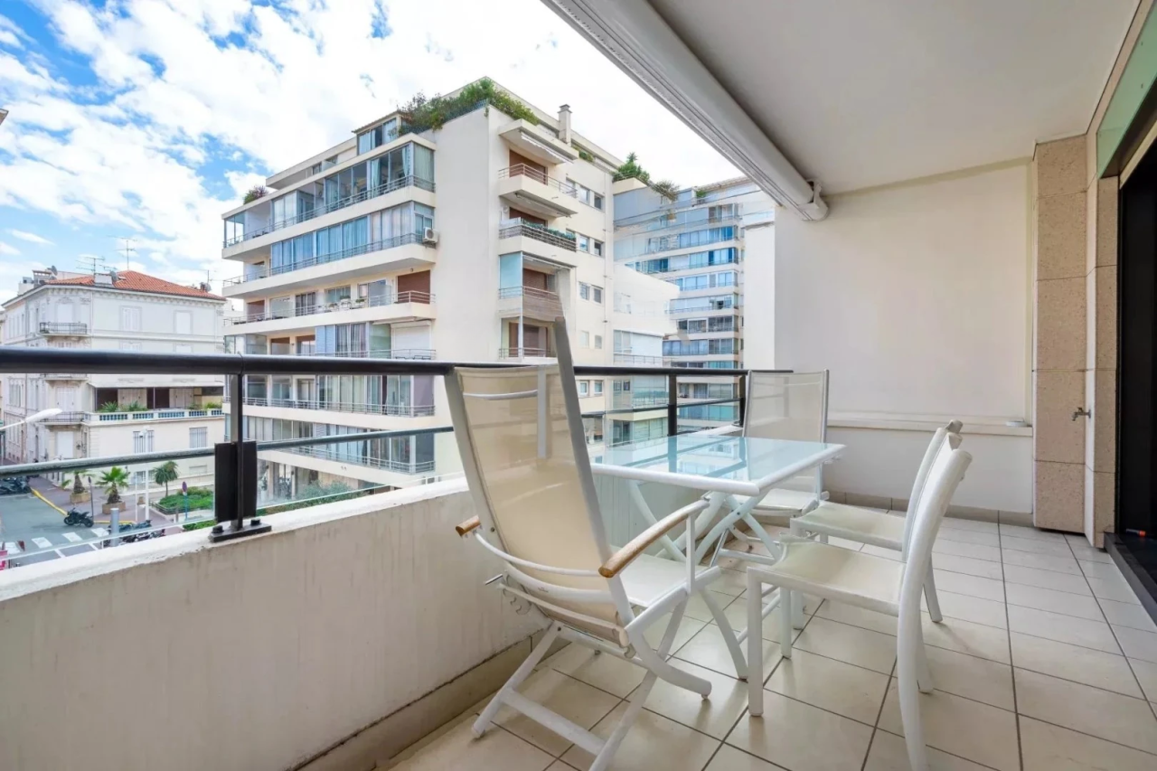 Квартира в Каннах, Франция, 51 м² - фото 1