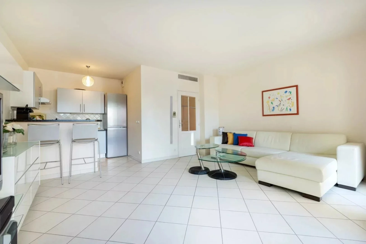 Квартира в Каннах, Франция, 51 м² - фото 2