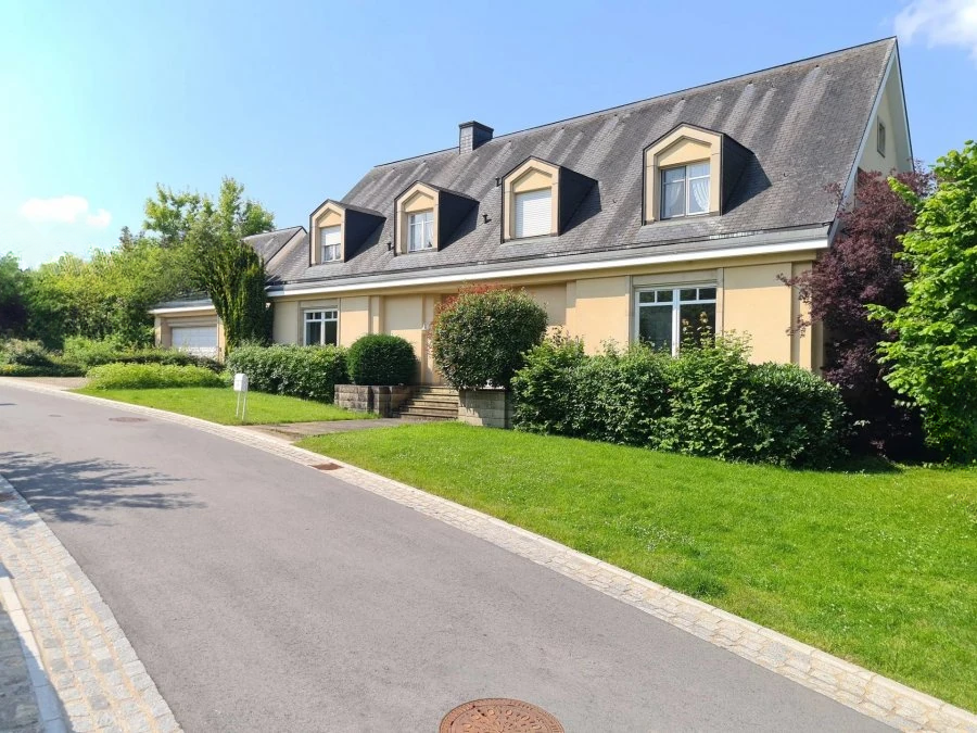 Квартира в Люксембурге, Люксембург, 360 м² - фото 2