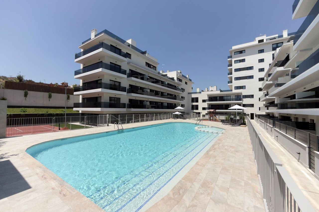 Квартира Barcelona, Sant Boi de Llobregat, Испания, 115 м² - фото 2