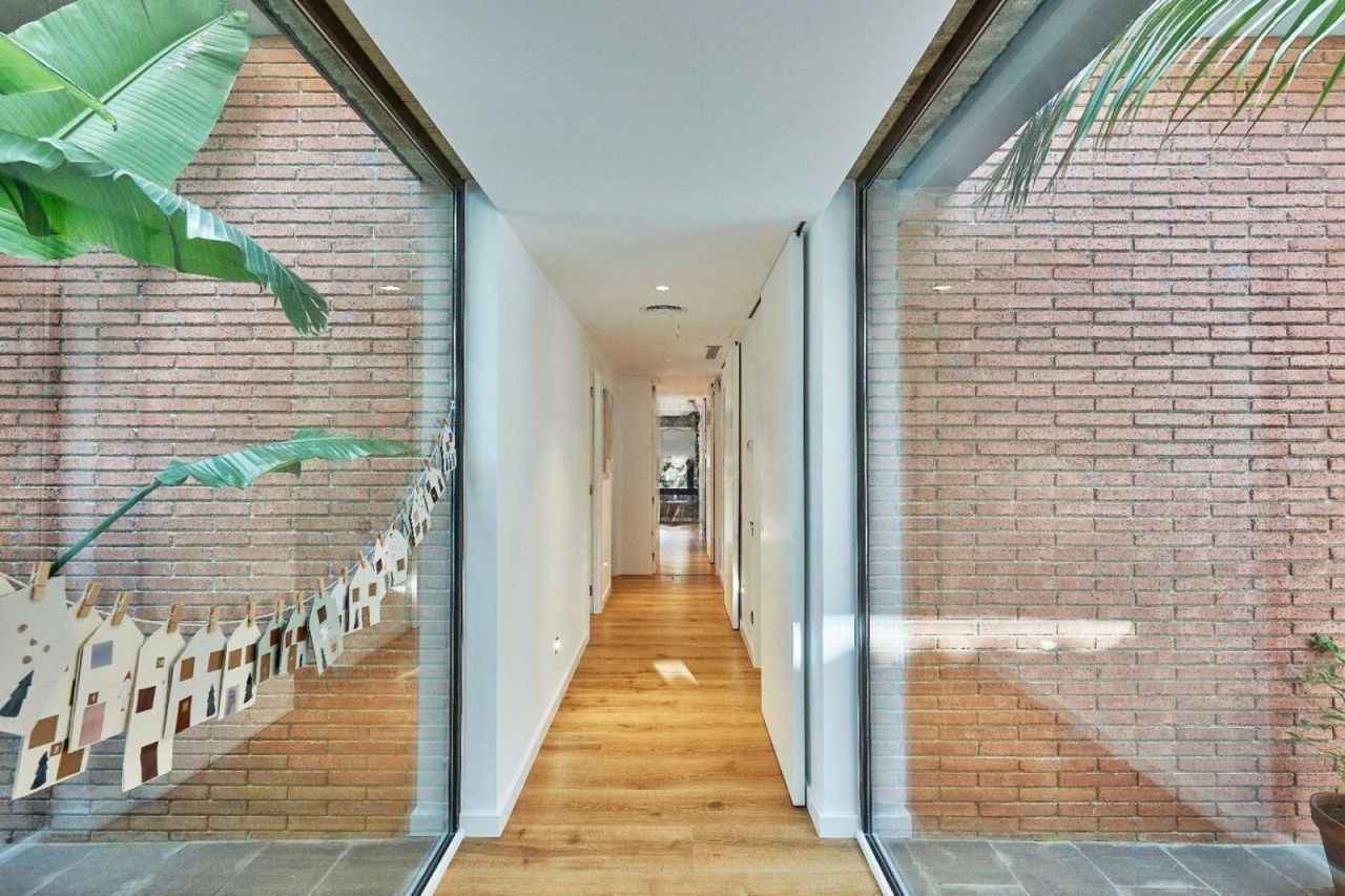 Дом в Сан-Андрес-де-Льеванерас, Испания, 372 м² - фото 9
