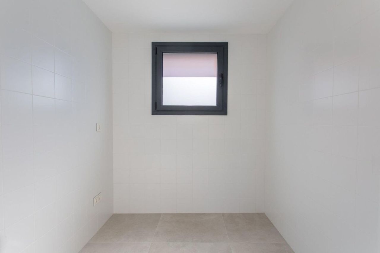 Дом в Сан-Андрес-де-Льеванерас, Испания, 464 м² - фото 13