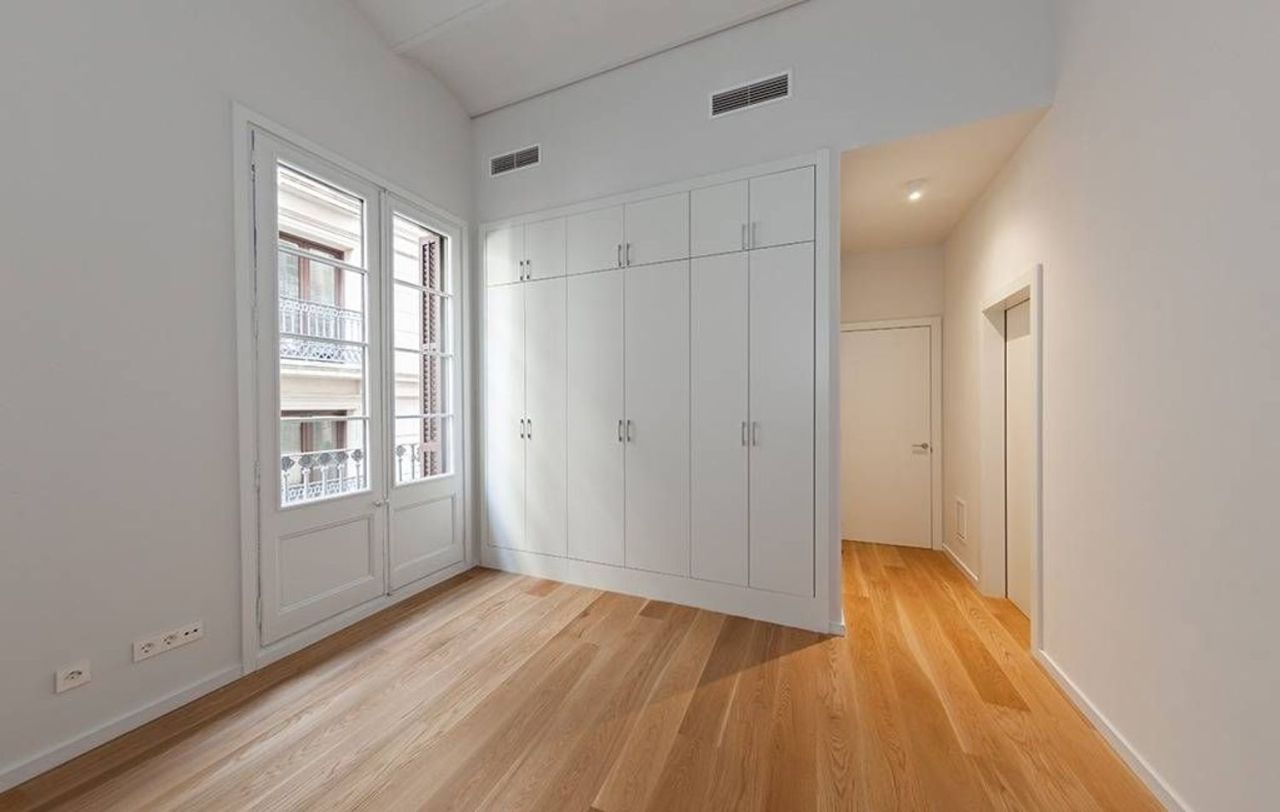 Квартира в Барселоне, Испания, 110 м² - фото 13
