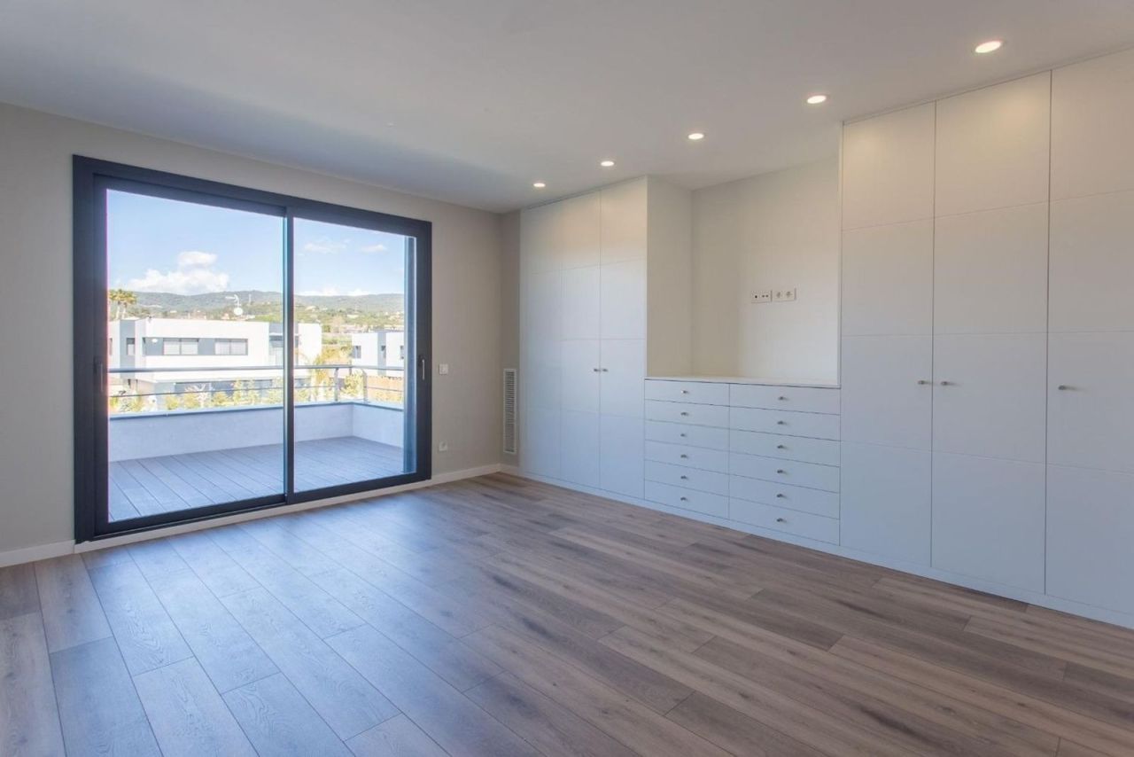 Дом в Сан-Андрес-де-Льеванерас, Испания, 464 м² - фото 16