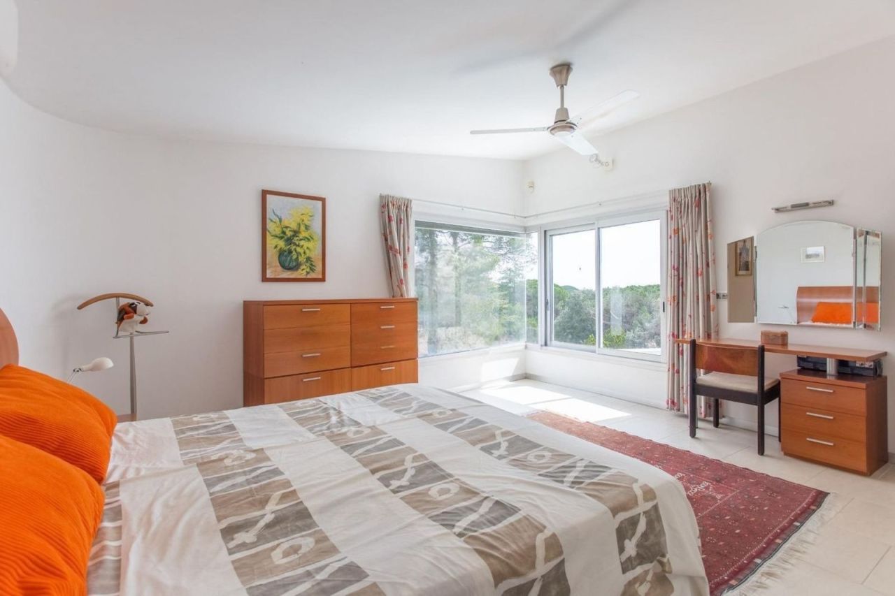 Шале в Сан-Андрес-де-Льеванерас, Испания, 446 м² - фото 19