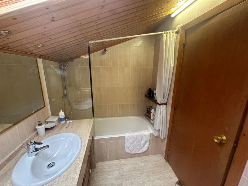 Квартира в Эскальдесе, Андорра, 145 м² - фото 17