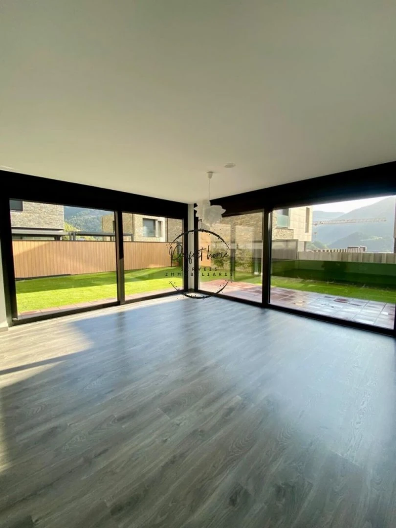 Квартира в Ла-Массане, Андорра, 165 м² - фото 2