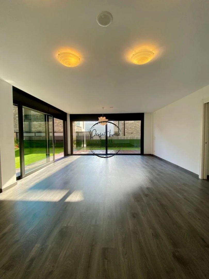 Квартира в Ла-Массане, Андорра, 165 м² - фото 4