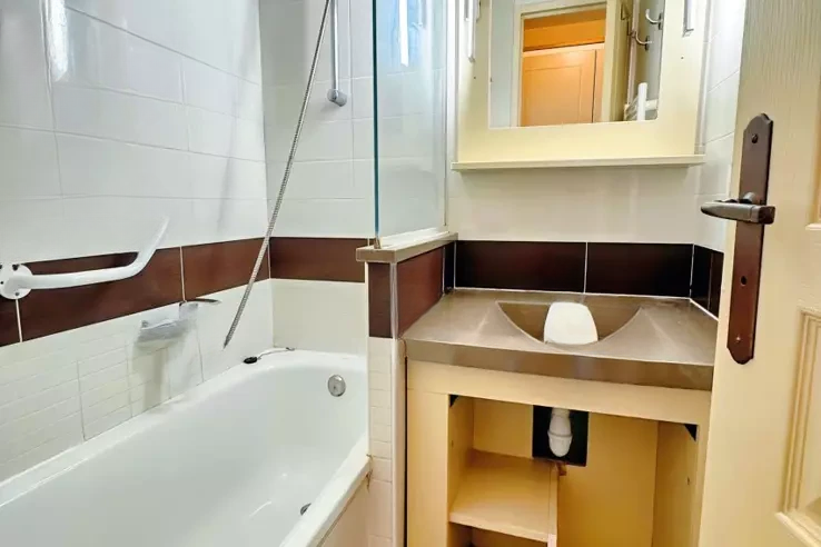 Квартира в Каннах, Франция, 27 м² - фото 2